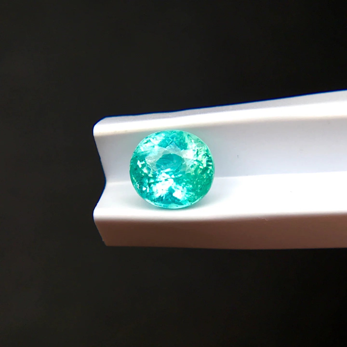 Natural Paraiba Tourmaline 0.81 ct – Oval Cut, AIGS Certified