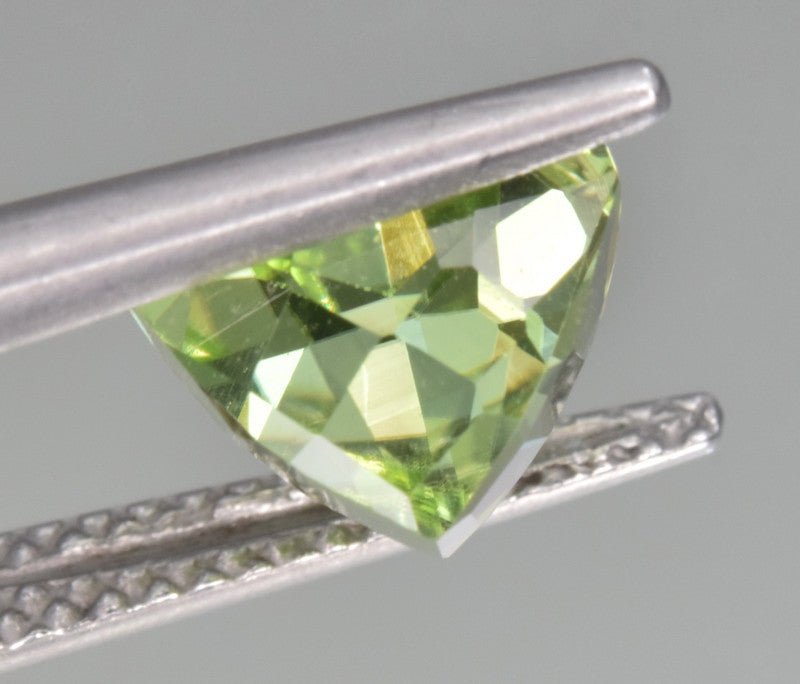 Natural Peridot 2.35 ct – Green, Trillion Cut, Untreated, Suppat Mine