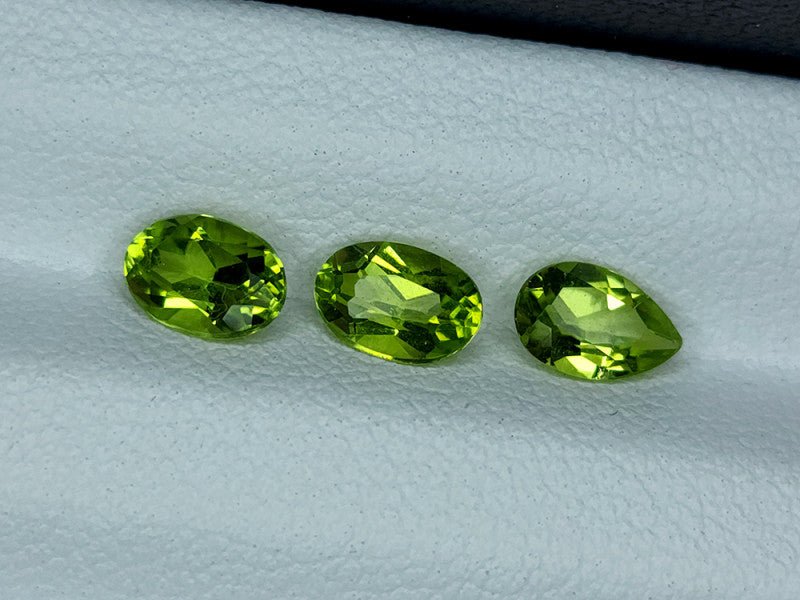 Natural Peridot Lot 1.40 ct – Oval & Pear Mixed Cut, Untreated (3 pcs)