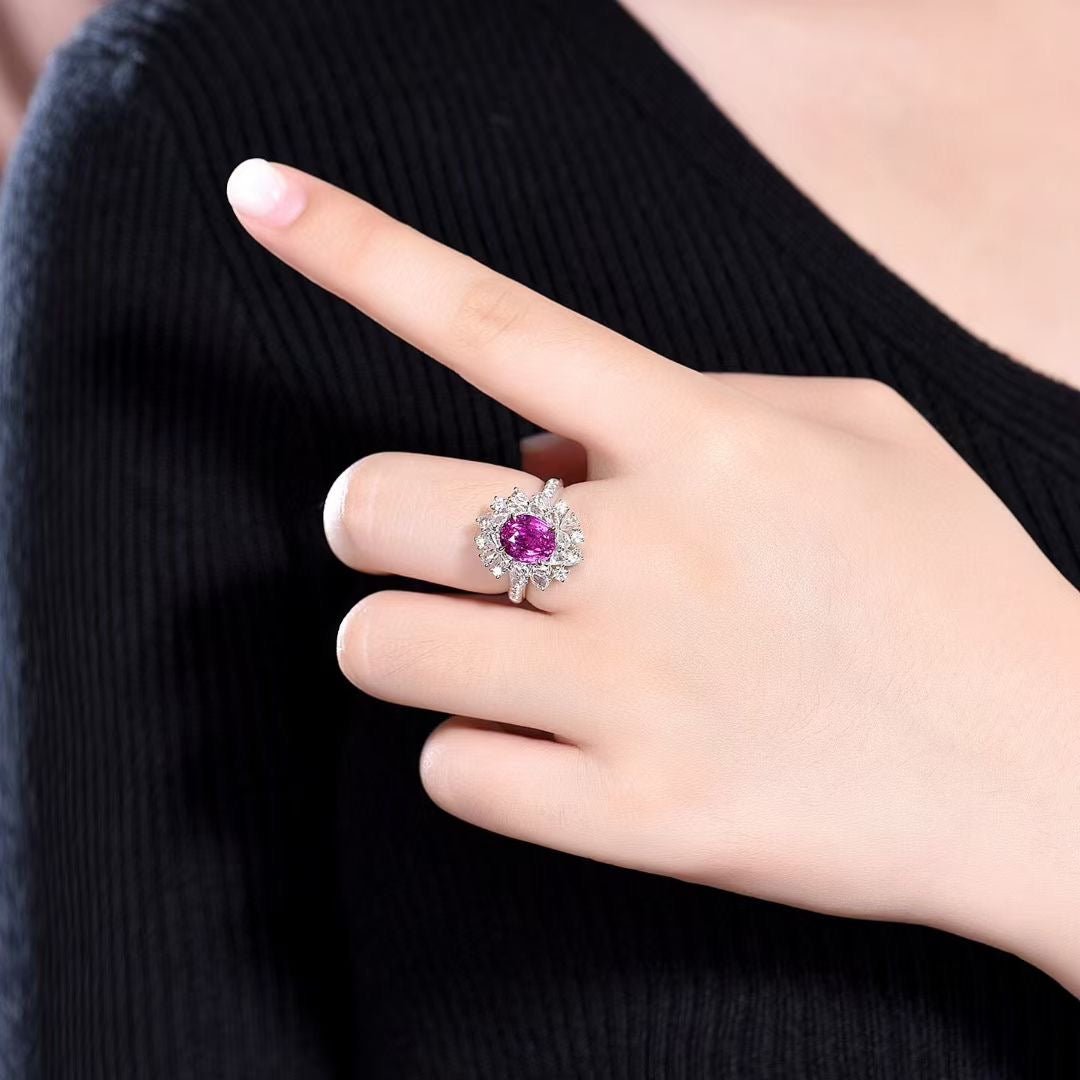 Natural Pink Sapphire Ring 3.50 ct – 18K White Gold with Diamonds
