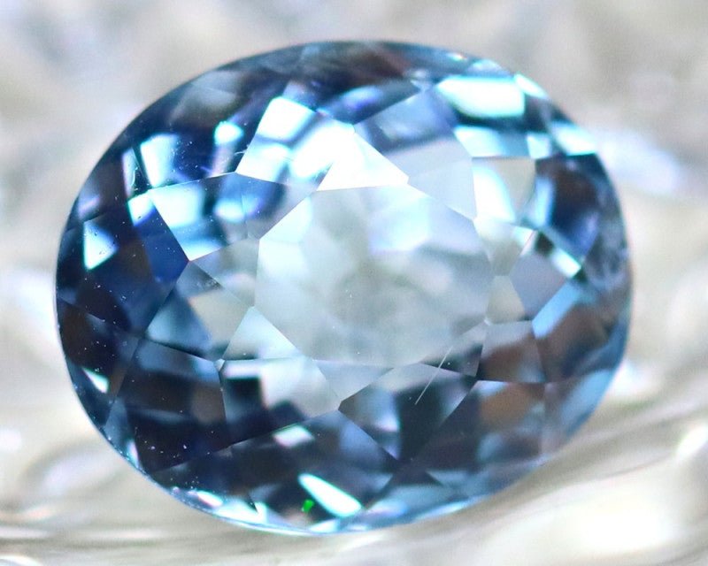 Natural quamarine 3.14 ct – Blue, Oval Cut, Untreated, Africa