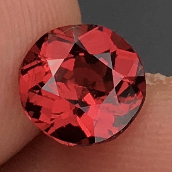 Natural Rhodolite Garnet 1.10 ct – Round Cut, Untreated