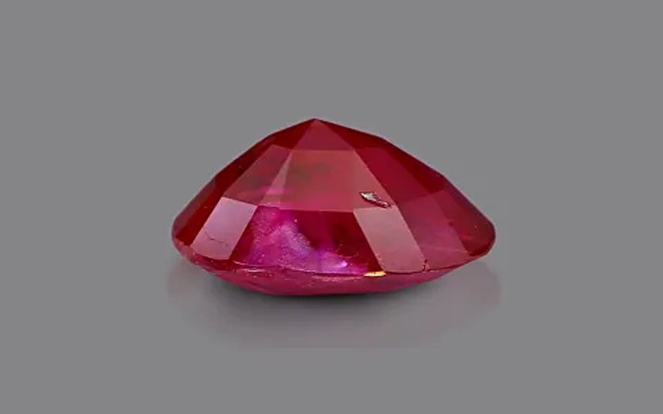 Natural Ruby 4.24 ct – Vivid Red "Pigeon’s Blood", Oval Cut, Burma, GRS Certified