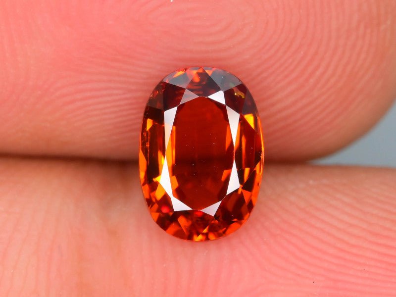 Natural Spessartite Garnet 2.00 ct – Oval Cut, Untreated