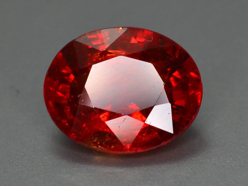 Natural Spessartite Garnet 3.15 ct – Oval Cut, Untreated