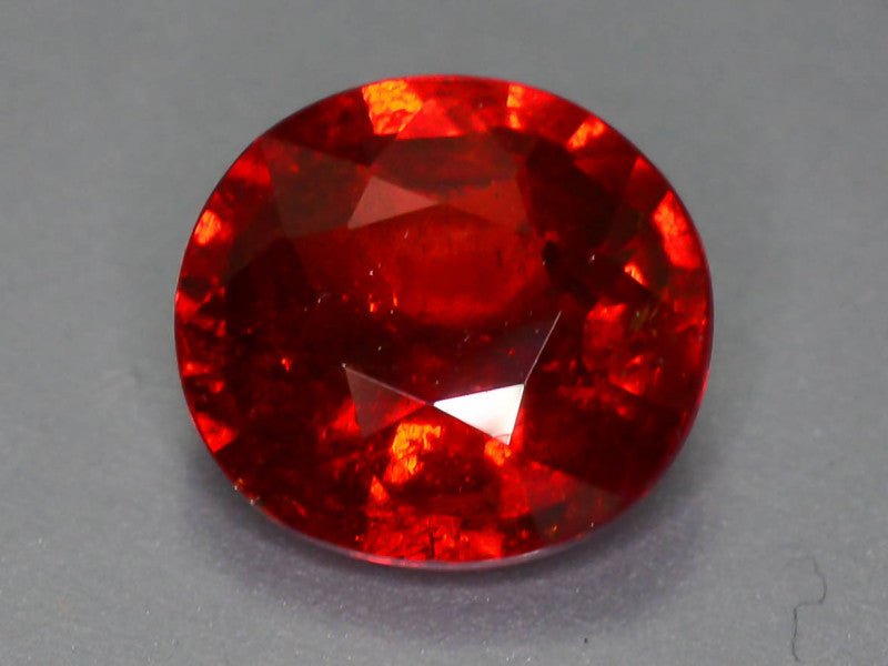 Natural Spessartite Garnet 4.30 ct – Oval Cut, Untreated