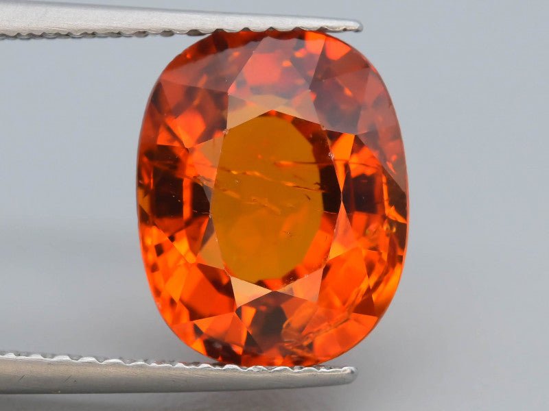Natural Spessartite Garnet 4.60 ct – Oval Cut, Untreated