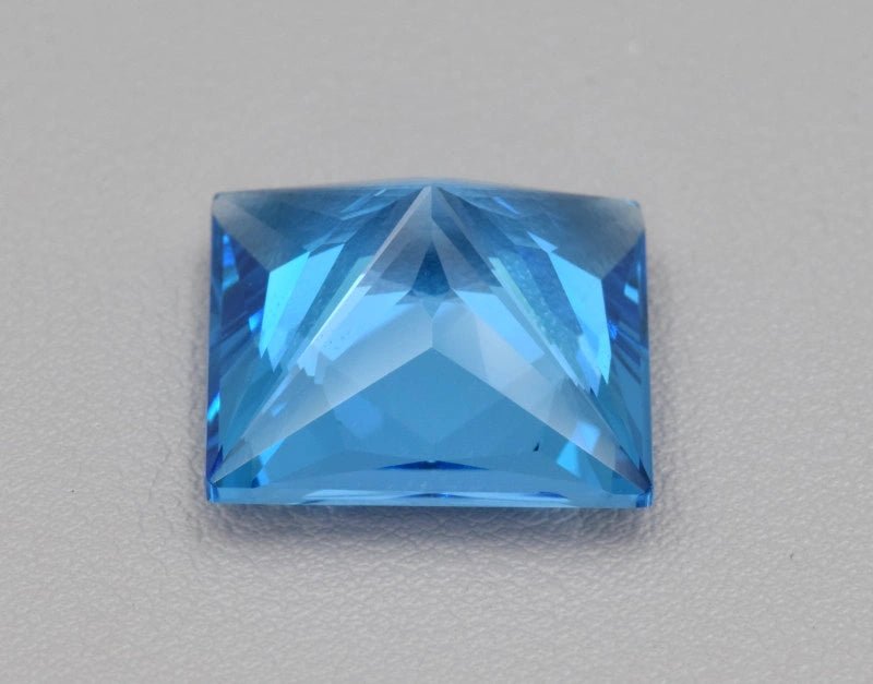 Natural Swiss Blue Topaz 21.79 ct – Square Cut, ČGL Certified