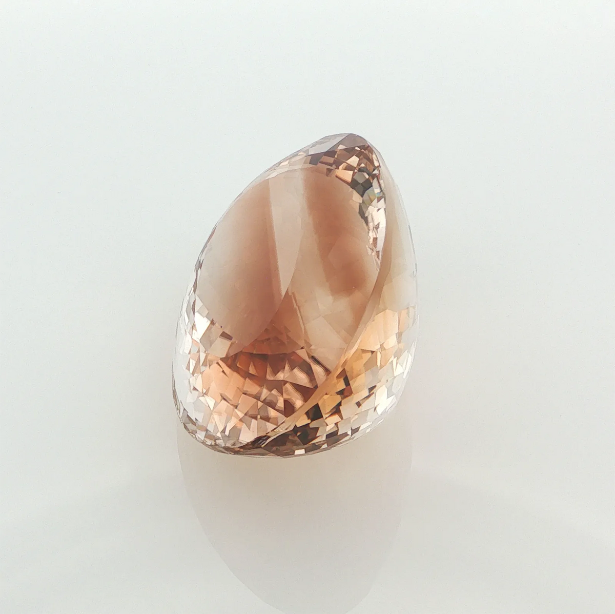 Natural untreated topaz, brown, oval cut, 691.5 ct, loose gemstone, view 4.