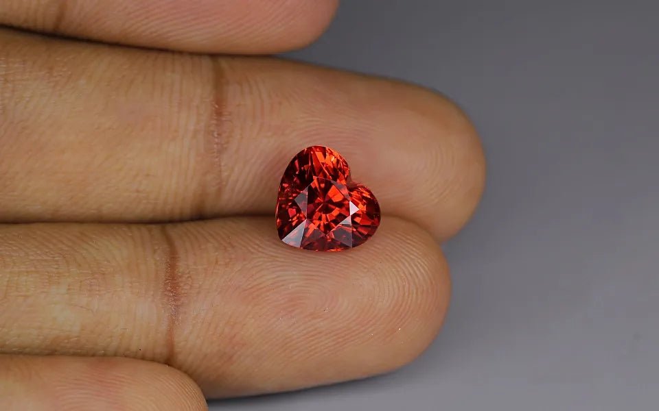 Orange Spinel 4.03 ct