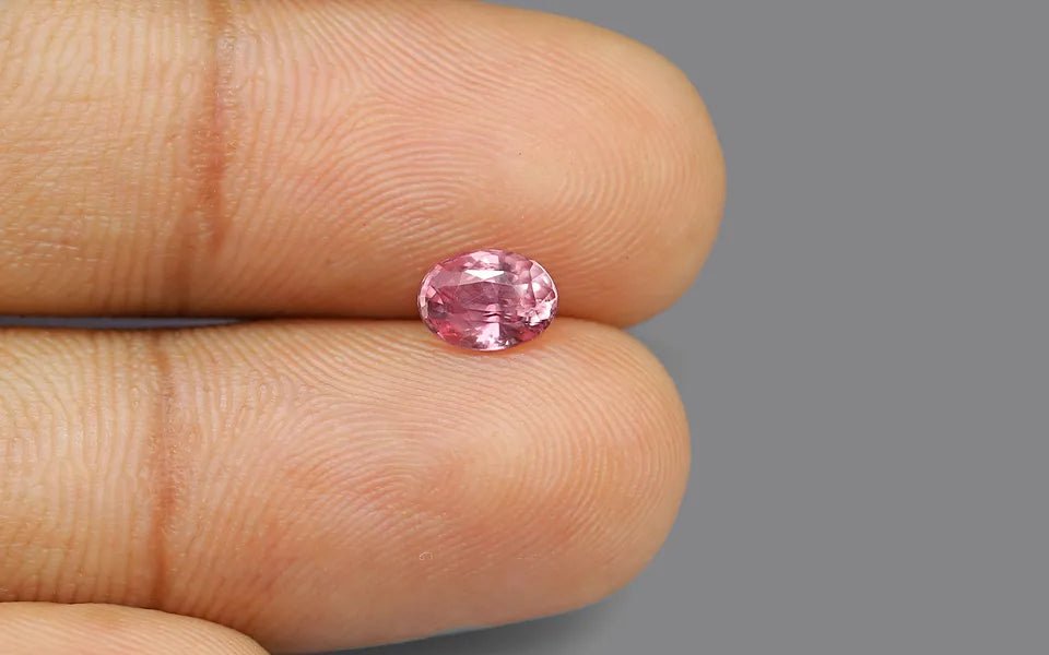 Padparadscha Sapphire - 0.92 ct