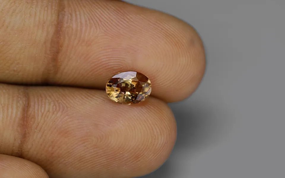 Padparadscha Sapphire - 1.35 ct