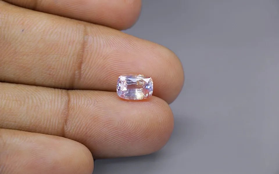 Padparadscha Sapphire - 2.24 ct
