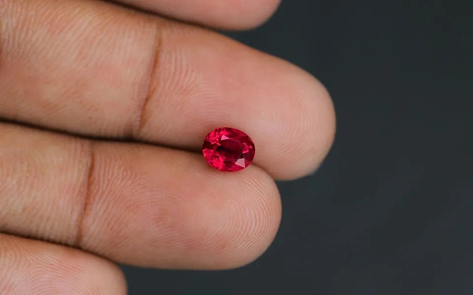 Pigeon Blood Burma Ruby - 1.40 ct