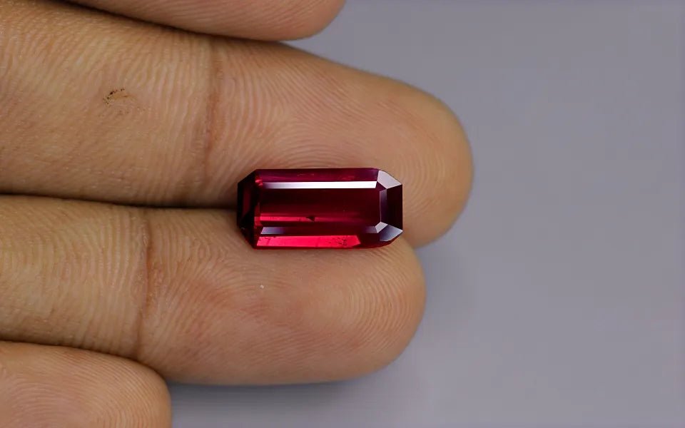 Pigeon Blood Mozambique Ruby - 5.06 ct