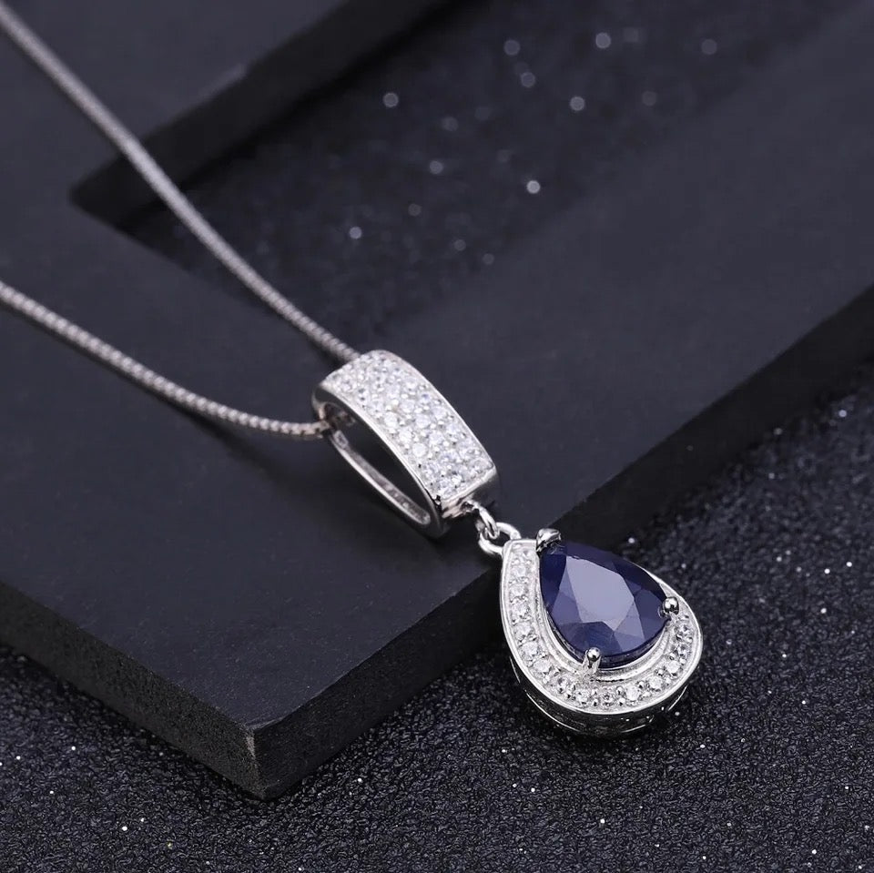 Silver 1.29 ct Sapphire Pendant
