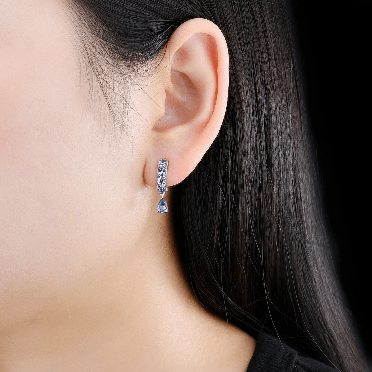 Silver 2.00 ct Tanzanite Earrings