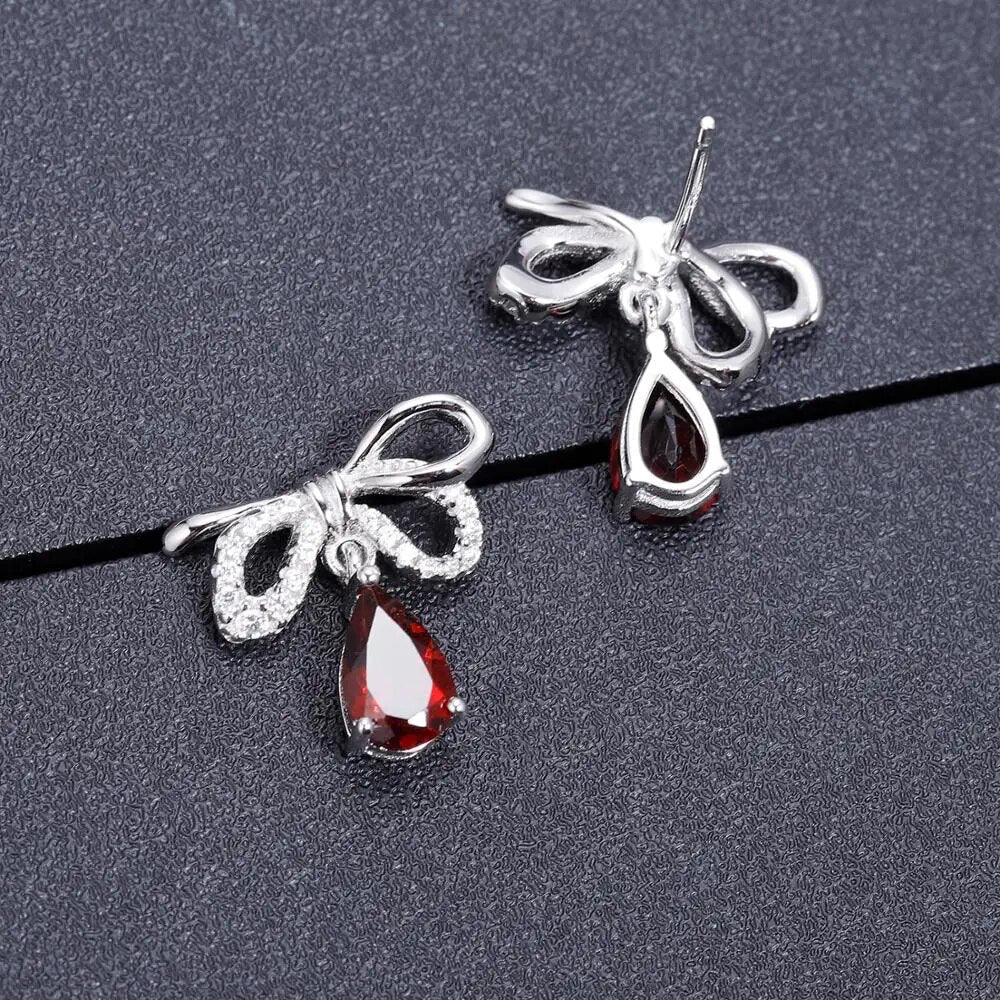 Silver 2.10 ct Garnet Earrings