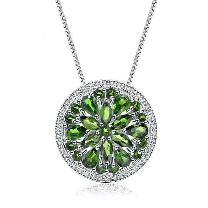 Silver 3.68 ct Chrome Diopside
