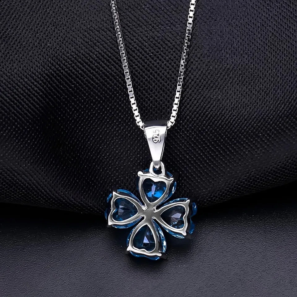 Silver 4.23 ct Topaz Pendant