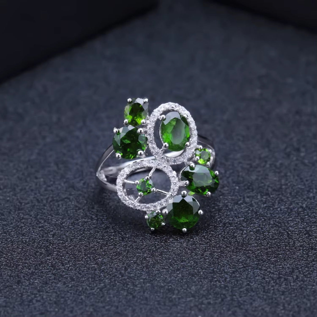 Silver 4.38 ct Chrome Diopside Ring