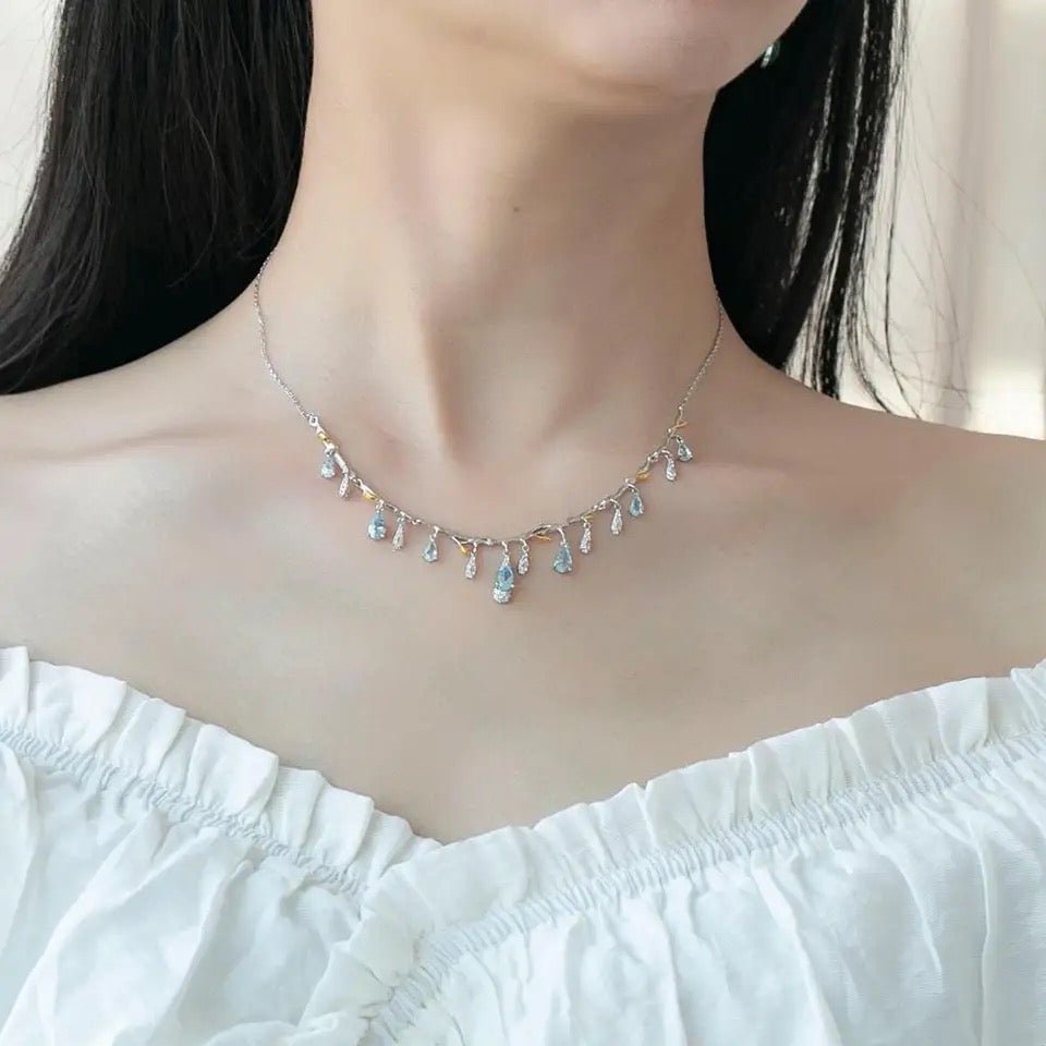 Silver 5.31 ct Topaz Necklace