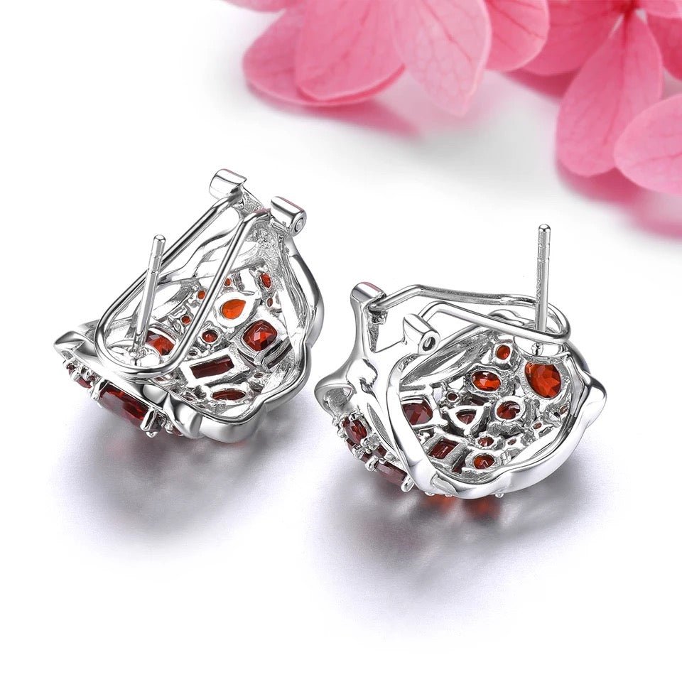 Silver 6.00 ct Garnet Earrings