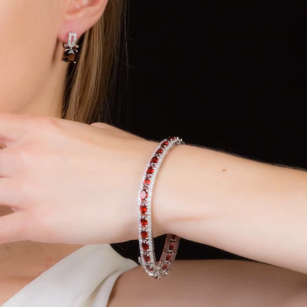 Silver Bracelet with Natural Garnet 16.80 ct – Oval Cut