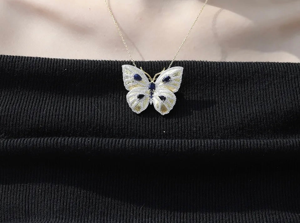 Silver / Golden plated 2.06 ct Sapphire Pendant - Brooche