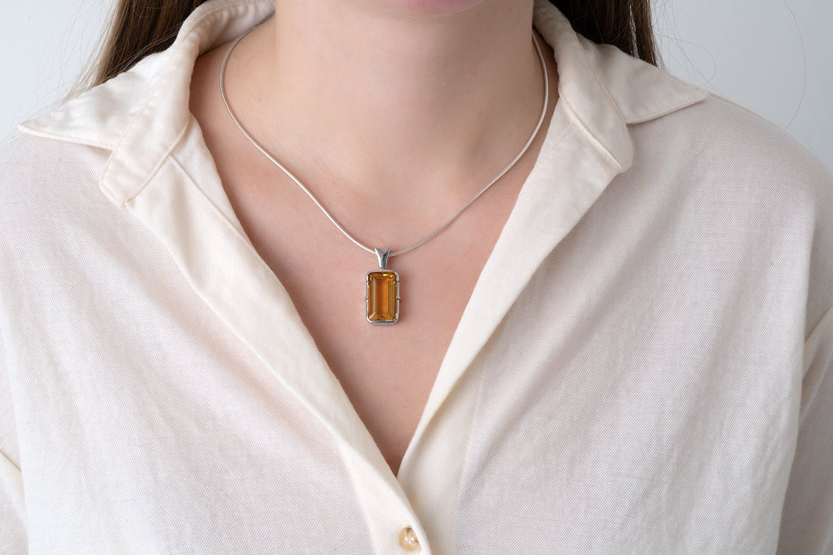 Silver Pendant with Citrine 14.97 ct