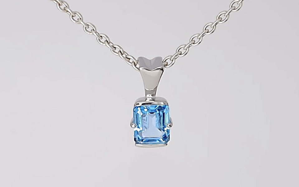 Silver Pendant with Swiss Blue Topaz 5.10 ct