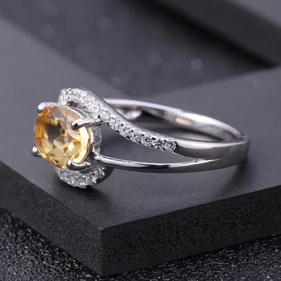 Silver Ring with Natural Citrine 1.30 ct – Oval Cut, Halo Design