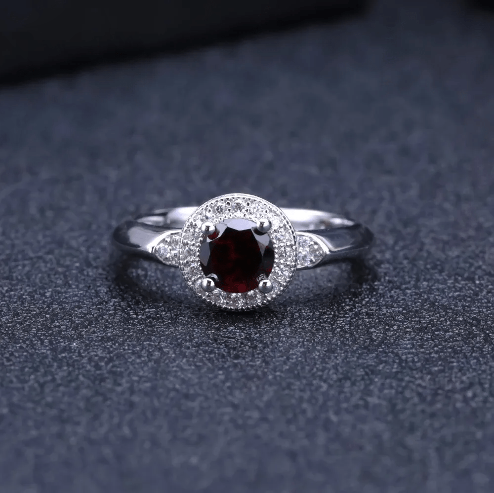 Silver Ring with Natural Garnet 1.05 ct & Cubic Zirconia – Round Cut