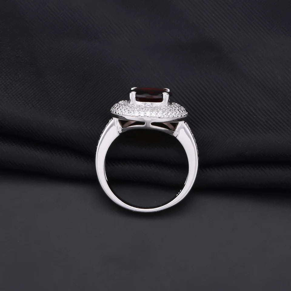 Silver Ring with Natural Garnet 3.15 ct – Round Cut
