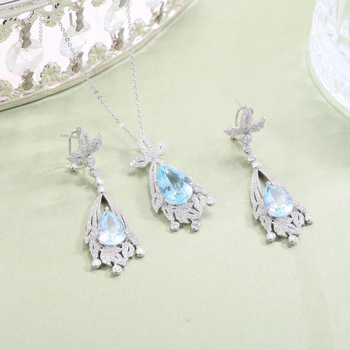 Silver Sky Blue Topaz Pendant with chain
