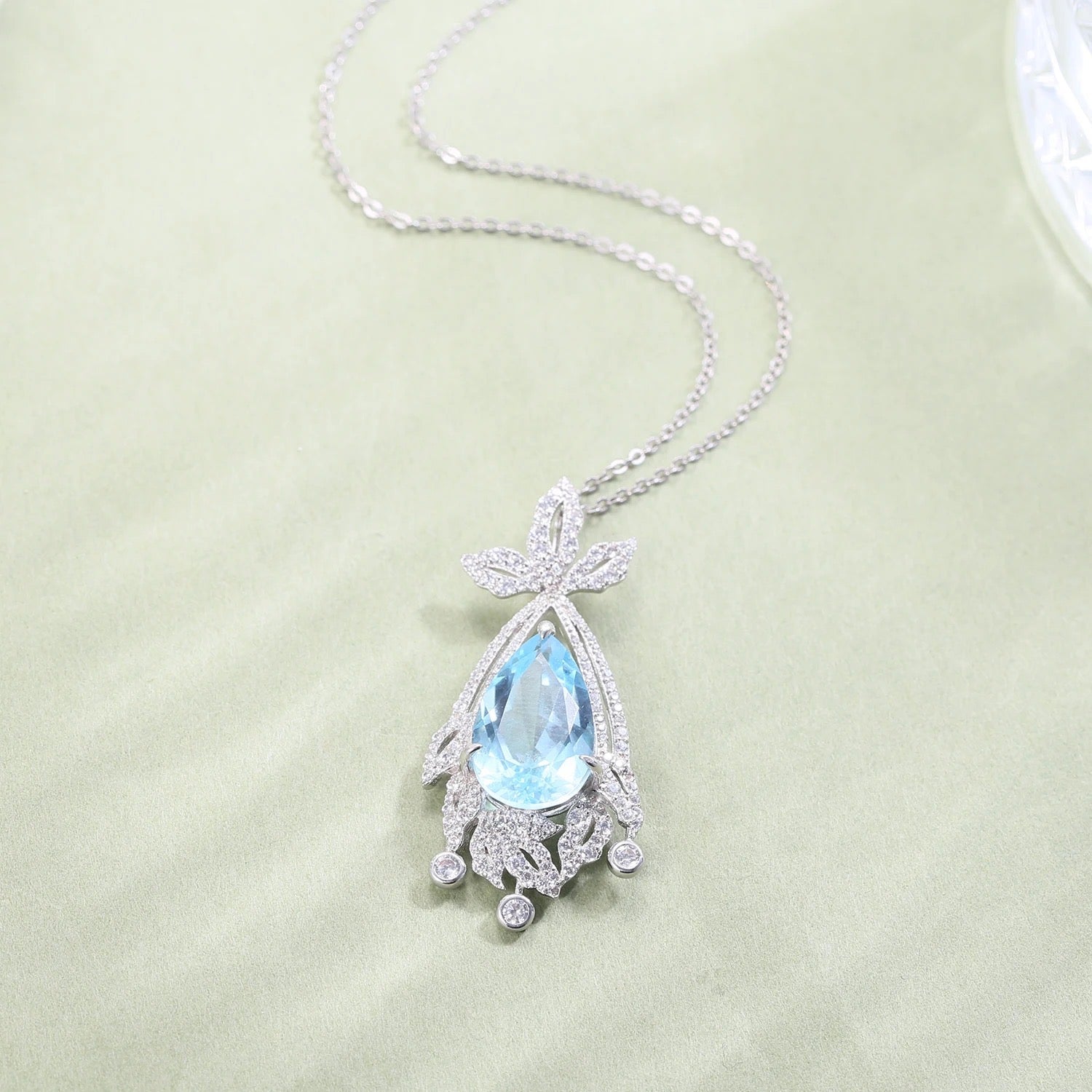 Silver Sky Blue Topaz Pendant with chain