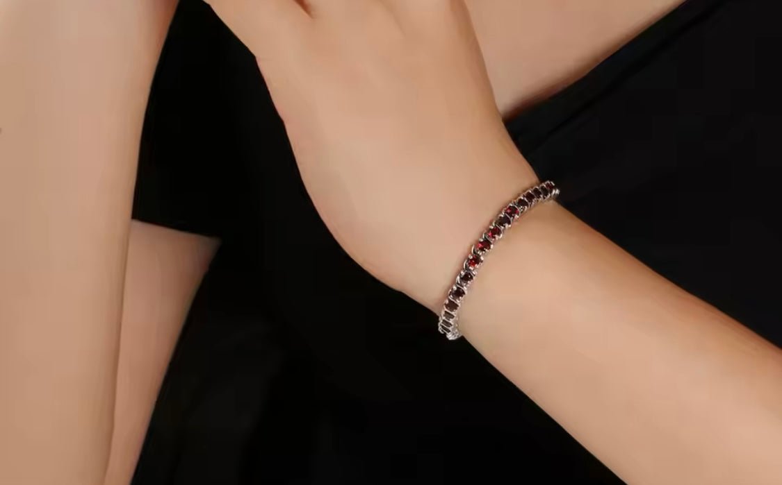 Silver Tennis Bracelet with Natural Garnet – Round Cut