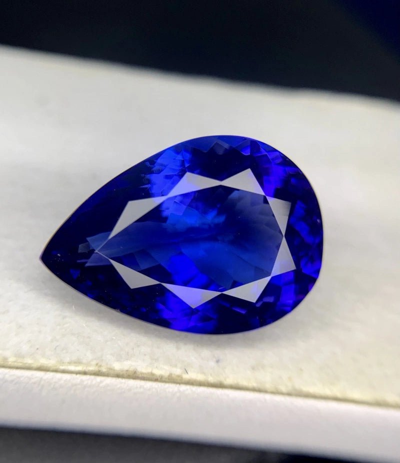 Tanzanite - 15.77 ct