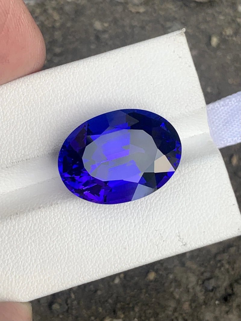 Tanzanite - 22.16 ct