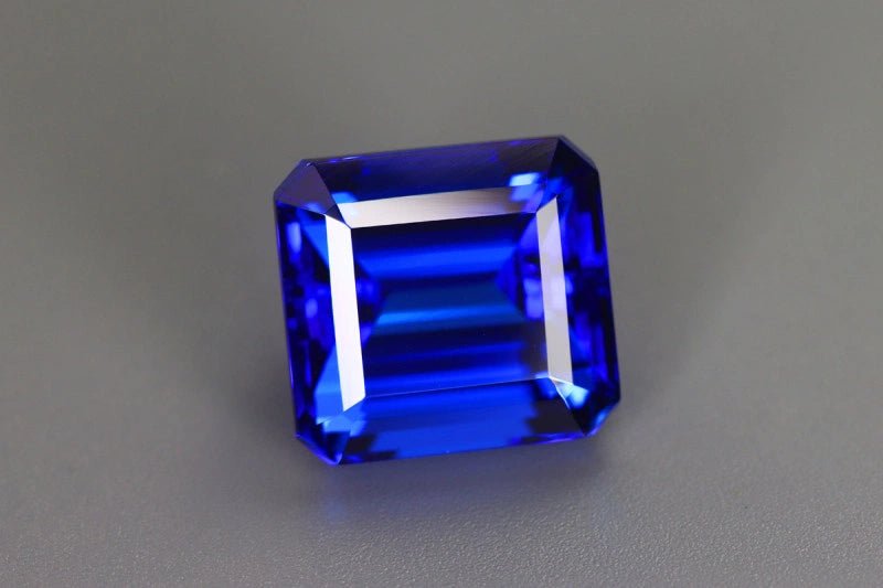 Tanzanite - 25.23 ct