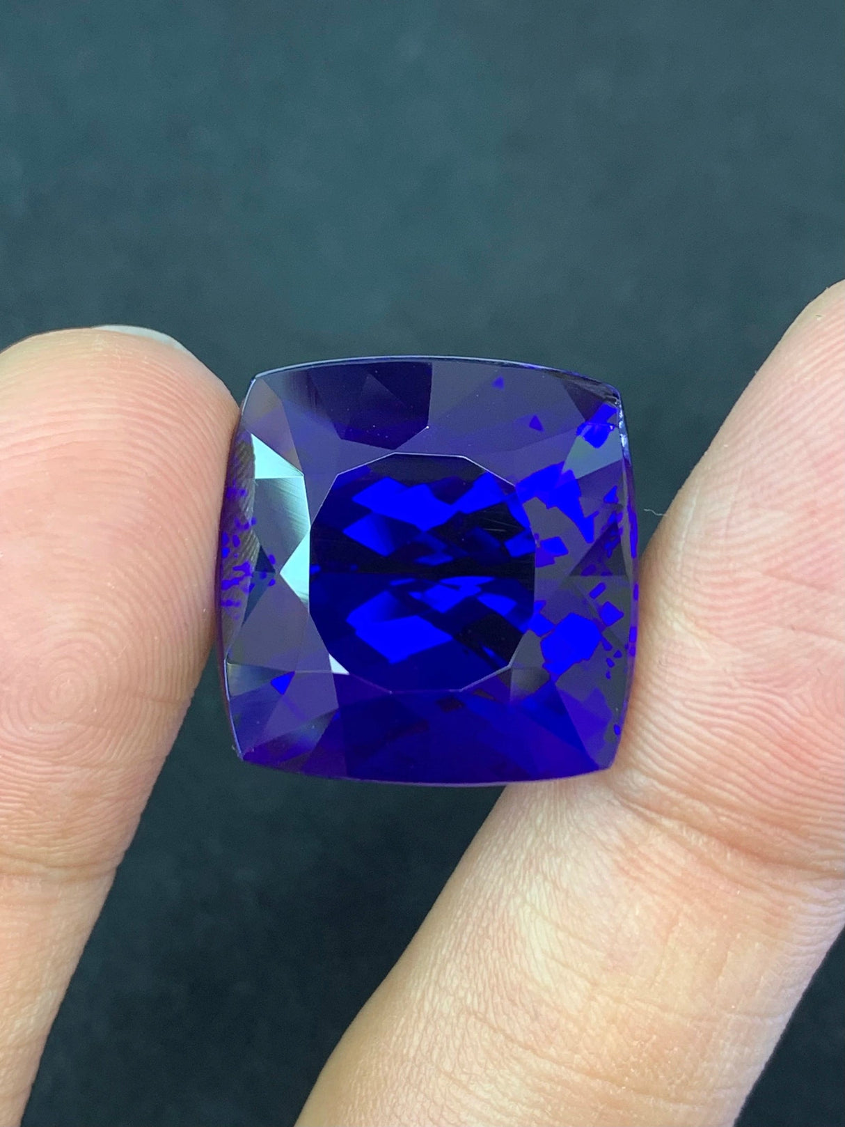 Tanzanite - 46.46 ct