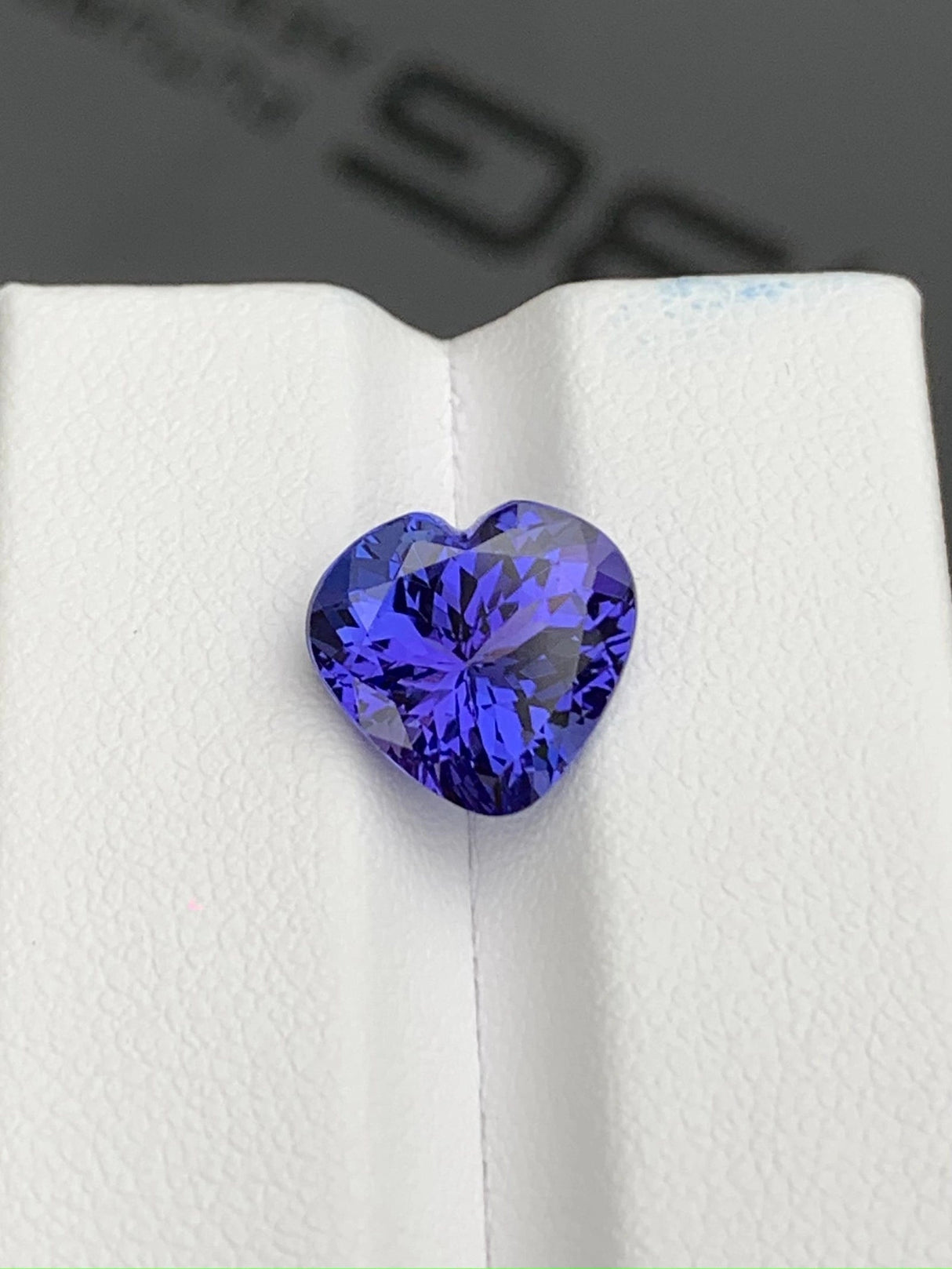 Tanzanite - 4.93 ct
