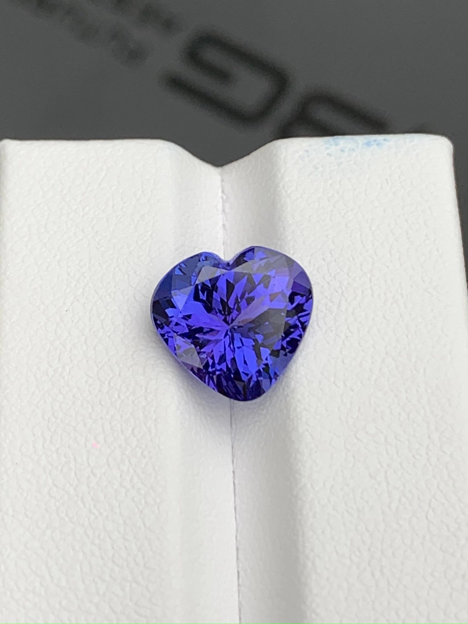 Tanzanite - 4.93 ct