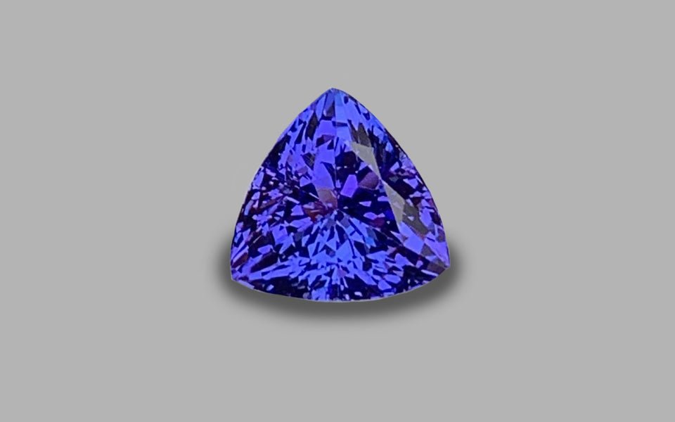 Tanzanite - 5.87 ct