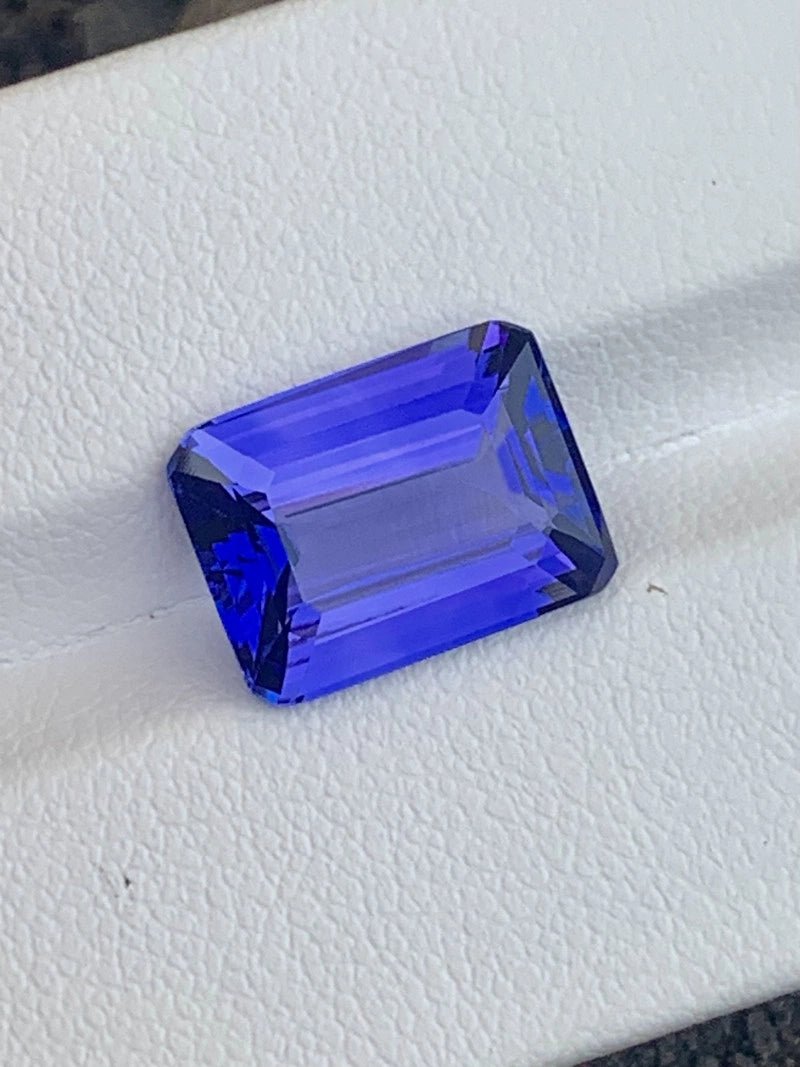 Tanzanite - 6.03 ct