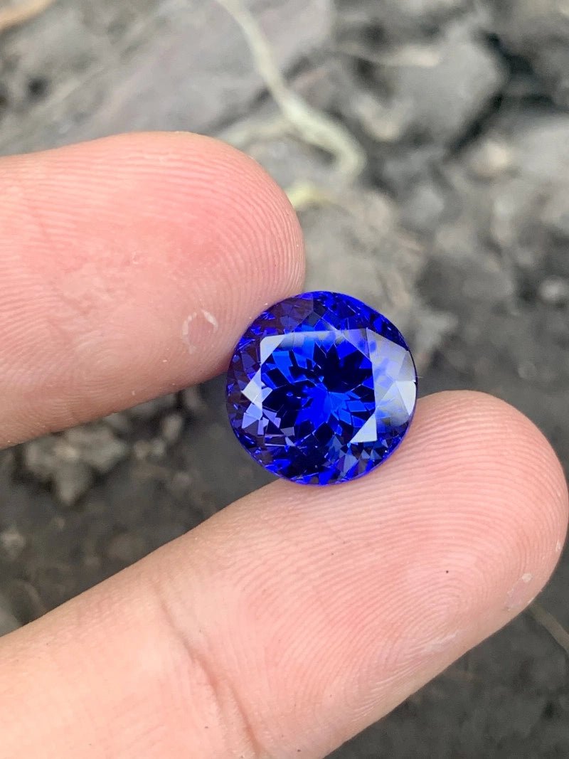 Tanzanite - 9.22 ct