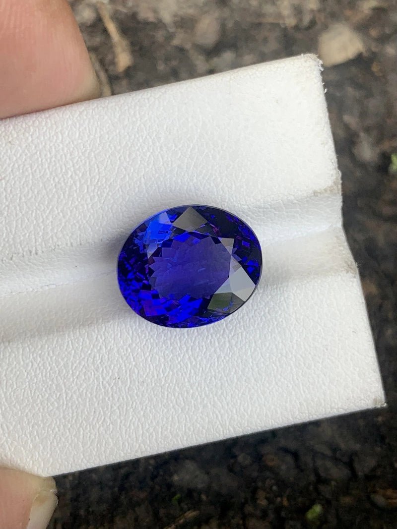 Tanzanite - 9.49 ct