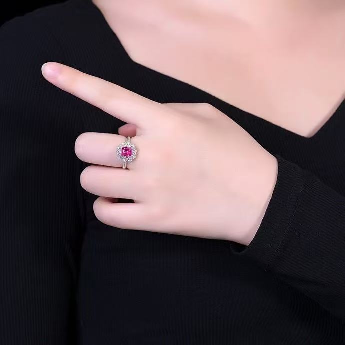 Unheated Pink Sapphire Ring 1.50 ct – 18K White Gold with Diamonds