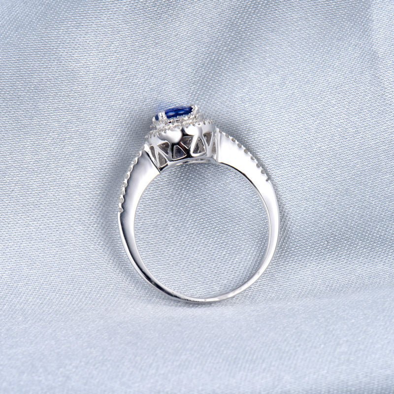14K White Gold 1.05ct Sapphire Ring with Natural Diamonds