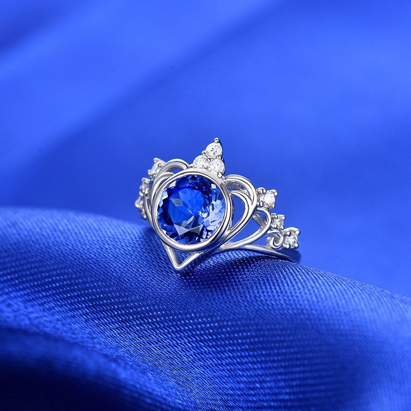 14k White Gold 1.25ct Tanzanite Ring with Diamonds